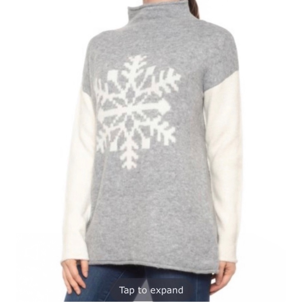 Snow Flake Sweater